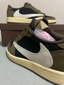 Jordan 1 Low x Travis Scott Mocha - 3