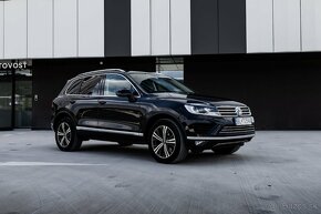 Volkswagen Touareg 3.0 V6 TDI DSG 4MOTION 262k - 3