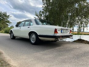 Jaguar XJ V12 - 3