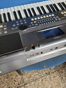 Yamaha psr-s670 - 3