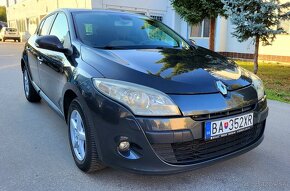 Renault Megane hatchback 2009 diesel - 3