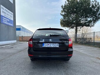 Predám Škoda Superb combi - 3