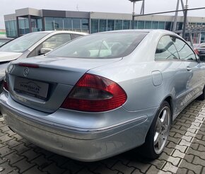 Mercedes-Benz CLK220CDi - 3