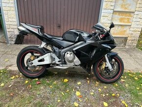 Honda CBR600rr - 3