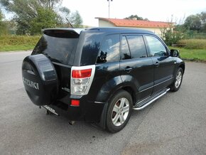 Suzuki Grand Vitara III 2.0i - 3