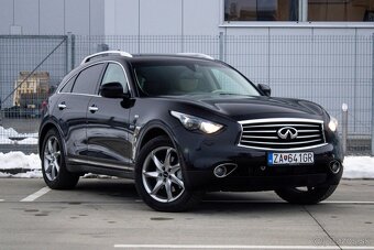 Infiniti QX70 - 3