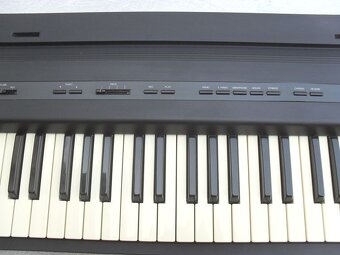 Digitální piano Roland EP-7e - 3