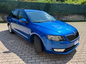 Škoda Octavia Combi 2.0 TDI Elegance - 3