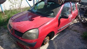 Lacno rozpredám Renault Clio II 2001-2008 na náhradné diely - 3