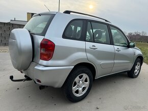 Toyota RAV4 - 3