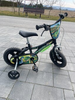 Predám bicykel s pomocnými kolečkami - 3