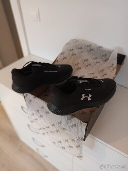 UNDER ARMOUR - 3