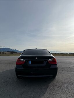 BMW E90 320D - 3