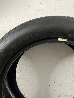 225/50 r18 - 3