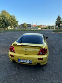 Hyundai Coupe - 3