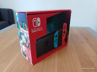 Nintendo Switch V2 - 3