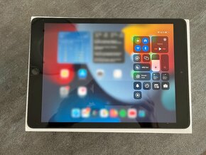 Apple iPad 8 32gb - 3