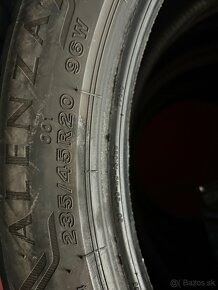 235/45/20 Bridgestone 2020 - 3