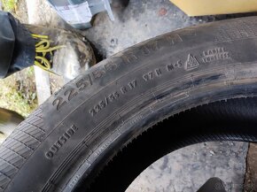 225/55 R17  4 kusy zimne.cena 50€ - 3