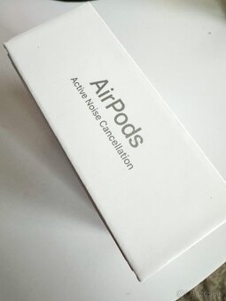 Apple Airpods 4 s aktívnym potlačením hluku - 3