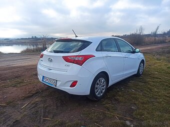 Hyundai i30 1,6 CRDI - 3