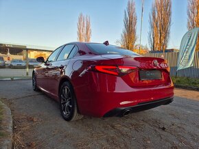 Alfa Romeo Giulia 2.2 Diesel 180 AT Super - 3