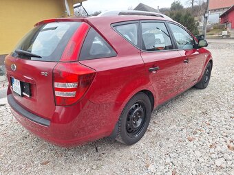 KIA CEED 1,6 BENZÍN 85KW ROK 2010 - 3