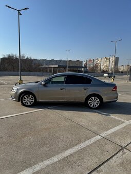 Volkswagen Passat 2.0 TDI BMT 177k 4MOTION DSG - 3