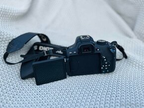 Canon EOS 750D - 3