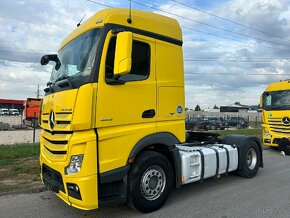 Mercedes Benz Actros - 3