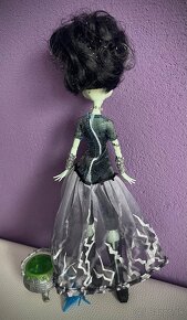 Monster High Ghouls Rule Frankie Stein - 3