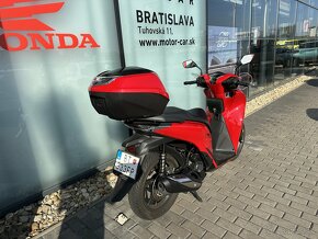 Honda SH150 - 3