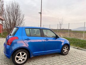 Suzuki Swift - 3