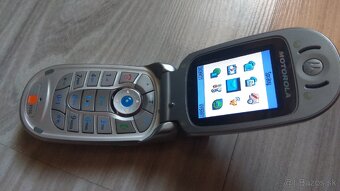 Motorola V500 - 3