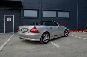 Mercedes- Benz SLK 200 2.0 - 3