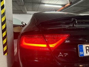 Predám OEM Zadné Led svetla Audi A7 4G - 3