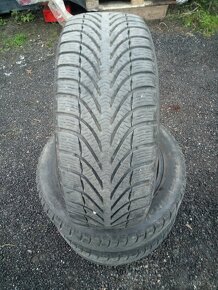 Predám 4ks zimné pneu BFGoodrich 195/55R15 - 3