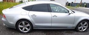 Zadné blatníkové svetlá Audi A7 2012 150€ kus Dvere Audi A7 - 3