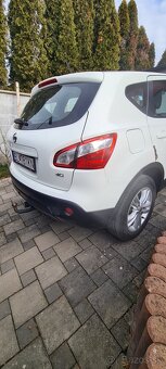 Nissan Qashqai AC kombi, biela farba - 3