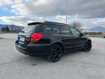 Subaru Outback 3.0 H6 LPG - 3