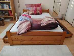 Široká postel 140 x 200 - 3