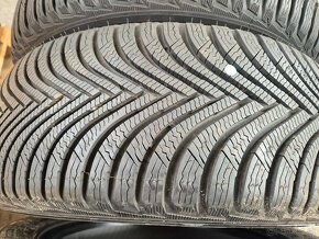 215/55r17 zimné 4 ks MICHELIN - z nového auta - 3