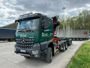 Lesovoz Mercedes Arocs 3345 s HR 6x6  + Náves Umikov - 3