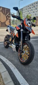 Predám KTM SM 690 (SUPERMOTO) - 3