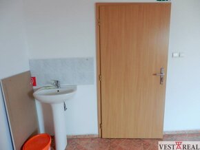 Na prenájom kancelária- priestor o výmere 50 m2, Trnava Slad - 3