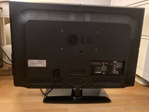 LCD Televízor LG Full HD 100hz 82cm - 3