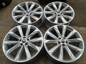 5x112 r20 ET37 x 8,5J elektróny originál AUDI - 3