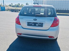 Kia Cee´d 1.6CRDi Spirit - 3