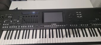 Yamaha Genos + GNS-MS01 Ozvučenie a obal - 3