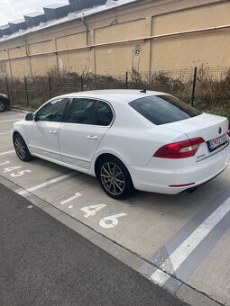 Skoda Superb 2.0TDI 44 - 3